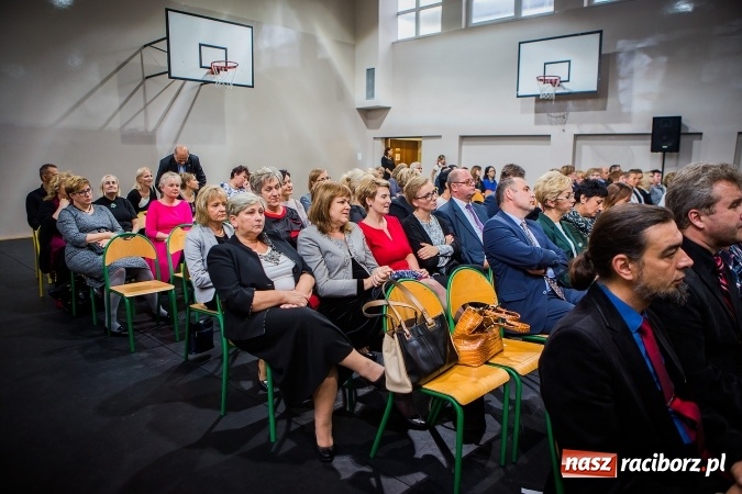 Zdjęcie w galerii na portalu naszraciborz.pl: Miejskie obchody Dnia Edukacji Narodowej. Prezydent wręczył nagrody i wyr&oacute;żnienia wiadomości z regionu