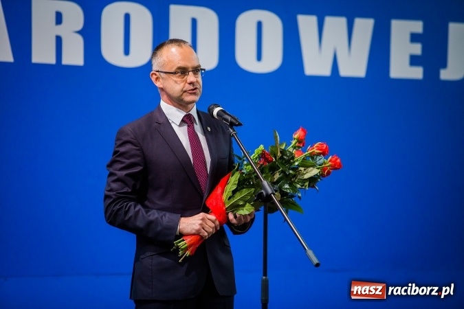 Zdjęcie w galerii na portalu naszraciborz.pl: Miejskie obchody Dnia Edukacji Narodowej. Prezydent wręczył nagrody i wyr&oacute;żnienia wiadomości z regionu