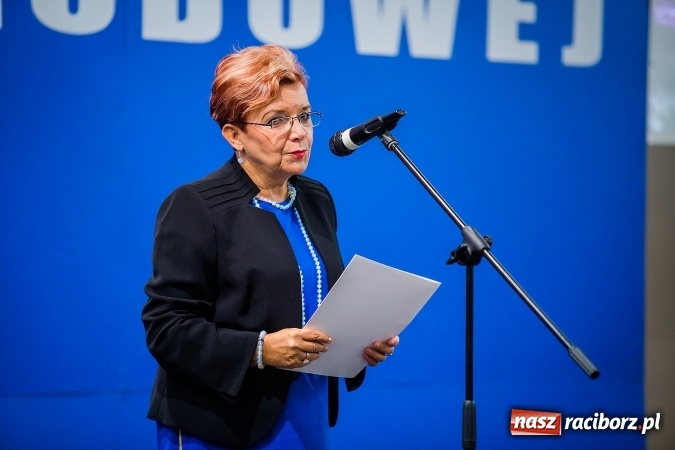 Zdjęcie w galerii na portalu naszraciborz.pl: Miejskie obchody Dnia Edukacji Narodowej. Prezydent wręczył nagrody i wyr&oacute;żnienia wiadomości z regionu