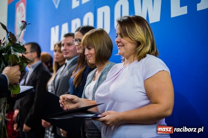 Zdjęcie w galerii na portalu naszraciborz.pl: Miejskie obchody Dnia Edukacji Narodowej. Prezydent wręczył nagrody i wyr&oacute;żnienia wiadomości z regionu