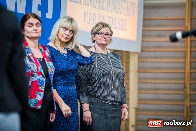 Zdjęcie w galerii na portalu naszraciborz.pl: Miejskie obchody Dnia Edukacji Narodowej. Prezydent wręczył nagrody i wyr&oacute;żnienia wiadomości z regionu