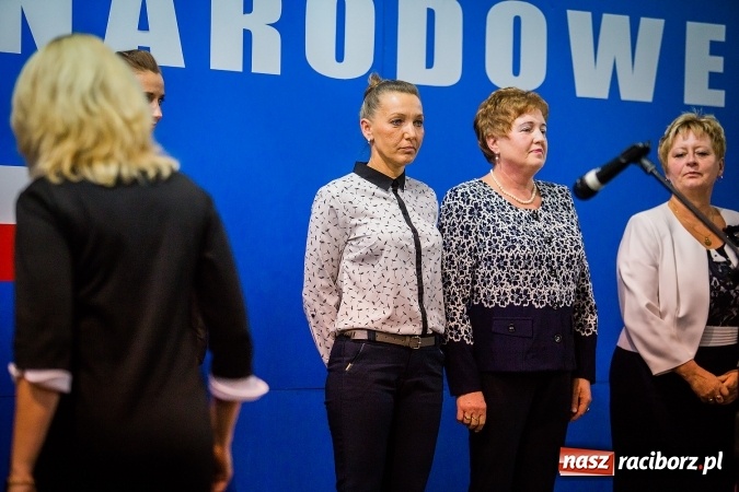 Zdjęcie w galerii na portalu naszraciborz.pl: Miejskie obchody Dnia Edukacji Narodowej. Prezydent wręczył nagrody i wyr&oacute;żnienia wiadomości z regionu