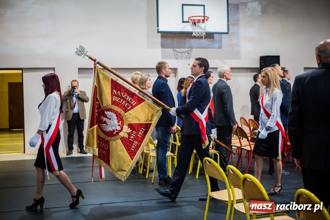 Zdjęcie w galerii na portalu naszraciborz.pl: Miejskie obchody Dnia Edukacji Narodowej. Prezydent wręczył nagrody i wyr&oacute;żnienia wiadomości z regionu