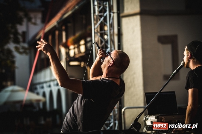 Zdjęcie w galerii na portalu naszraciborz.pl: O projekcie INTRO 2020 w Raciborzu, planach na przyszłość - rozmowa z Odyseuszem Olbińskim wiadomości z regionu