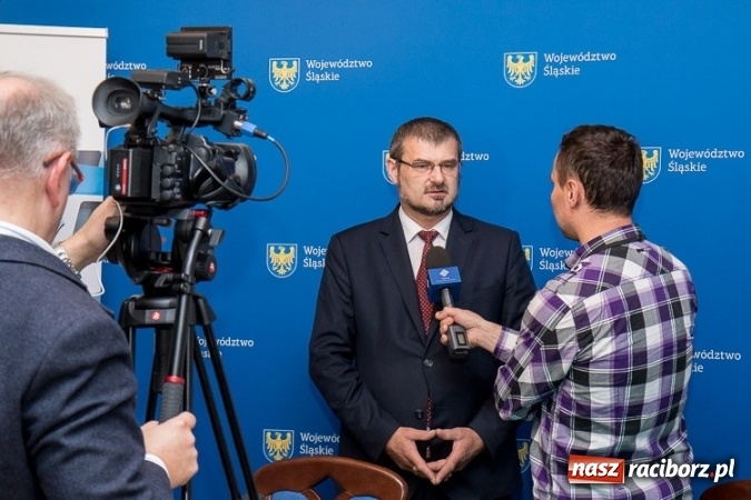 Zdjęcie w galerii na portalu naszraciborz.pl: Podpisano umowę na dostawę nowoczesnych pociągów. Prawdopodobnie ta liczba w przyszłości może się zwiększyć  wiadomości z regionu