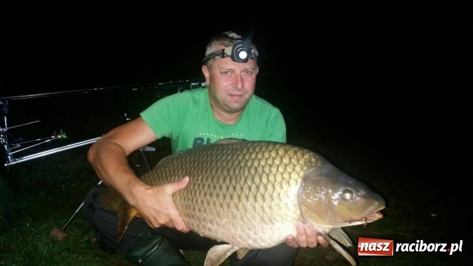 Zdjęcie w galerii na portalu naszraciborz.pl: Jest rekord! Aktywna wędkarska jesień na Babiczoku wiadomości z regionu