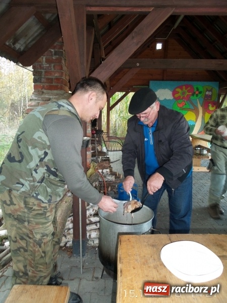 Zdjęcie w galerii na portalu naszraciborz.pl: Jest rekord! Aktywna wędkarska jesień na Babiczoku wiadomości z regionu