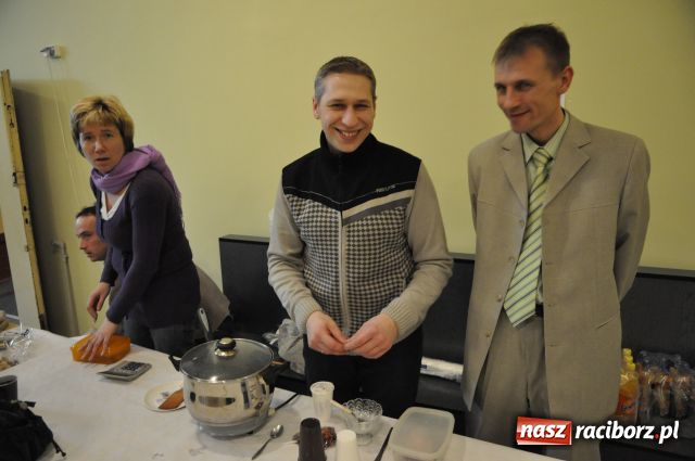 Zdjęcie w galerii na portalu naszraciborz.pl: Tłumy na kiermaszu w Krzanowicach wiadomości z regionu