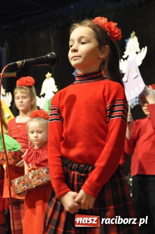 Zdjęcie w galerii na portalu naszraciborz.pl: Tłumy na kiermaszu w Krzanowicach wiadomości z regionu