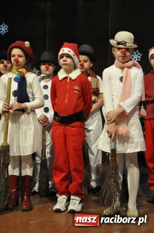 Zdjęcie w galerii na portalu naszraciborz.pl: Tłumy na kiermaszu w Krzanowicach wiadomości z regionu