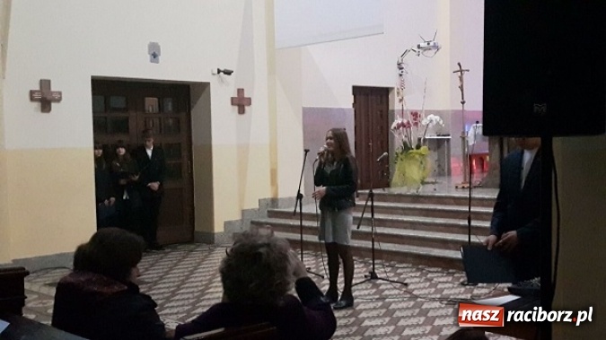 Zdjęcie w galerii na portalu naszraciborz.pl: Wychowankowie MDK w Raciborzu laureatami I Zgierskiego Festiwalu Piosenki Religijnej wiadomości z regionu