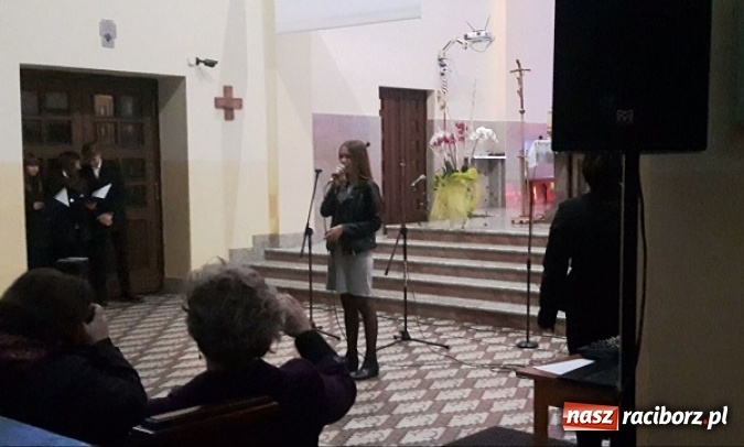 Zdjęcie w galerii na portalu naszraciborz.pl: Wychowankowie MDK w Raciborzu laureatami I Zgierskiego Festiwalu Piosenki Religijnej wiadomości z regionu