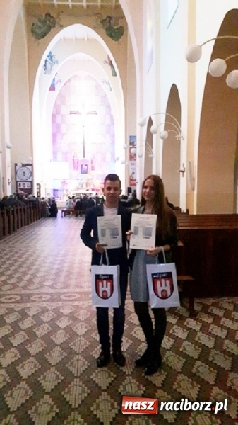 Zdjęcie w galerii na portalu naszraciborz.pl: Wychowankowie MDK w Raciborzu laureatami I Zgierskiego Festiwalu Piosenki Religijnej wiadomości z regionu