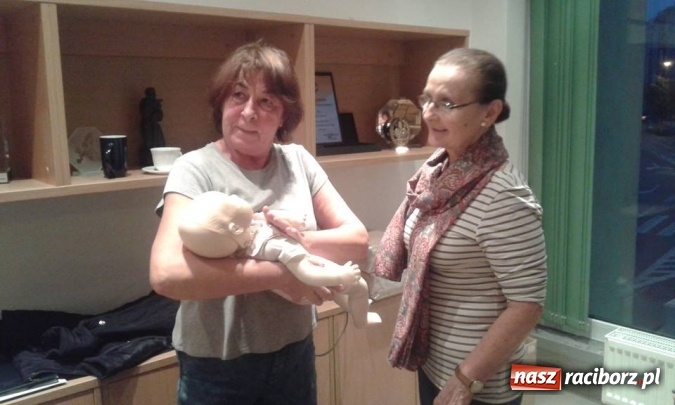 Zdjęcie w galerii na portalu naszraciborz.pl: W biurze poselskim o pierwszej pomocy  wiadomości z regionu