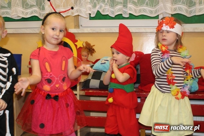 Zdjęcie w galerii na portalu naszraciborz.pl: Jesiennie i kolorowo w Przedszkolu w Sudole  wiadomości z regionu