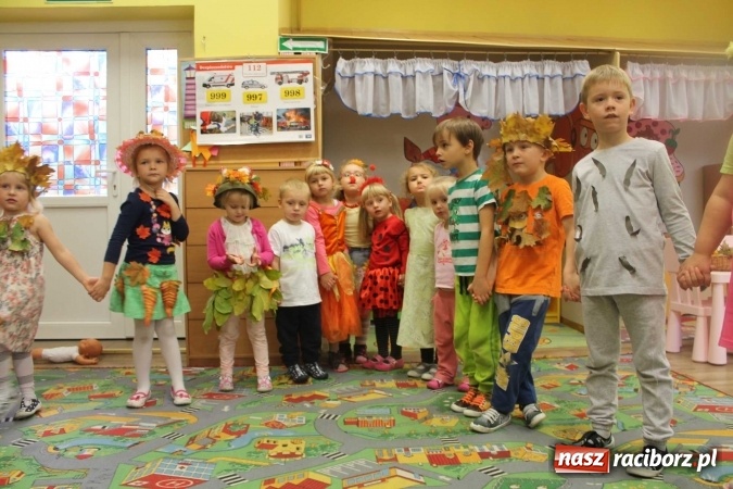 Zdjęcie w galerii na portalu naszraciborz.pl: Jesiennie i kolorowo w Przedszkolu w Sudole  wiadomości z regionu