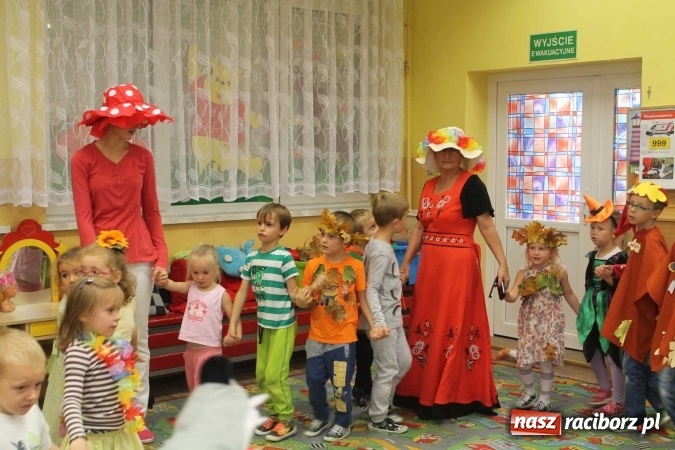Zdjęcie w galerii na portalu naszraciborz.pl: Jesiennie i kolorowo w Przedszkolu w Sudole  wiadomości z regionu