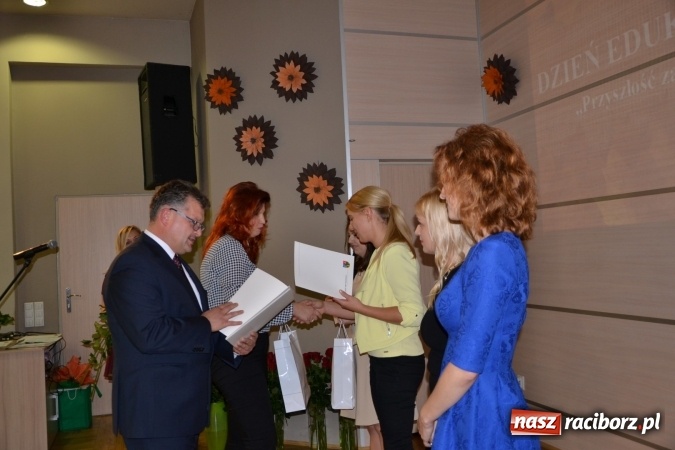 Zdjęcie w galerii na portalu naszraciborz.pl: Dzień Edukacji Narodowej w gminie Krzyżanowice  wiadomości z regionu