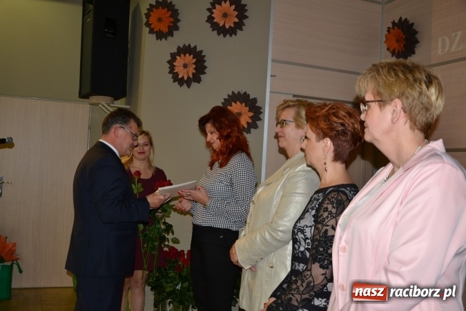 Zdjęcie w galerii na portalu naszraciborz.pl: Dzień Edukacji Narodowej w gminie Krzyżanowice  wiadomości z regionu