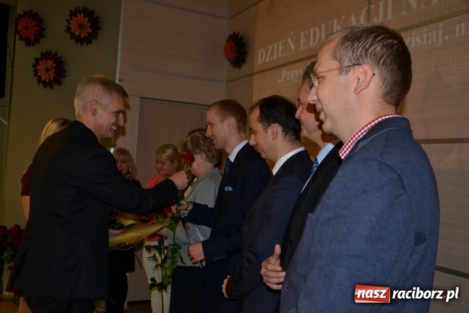 Zdjęcie w galerii na portalu naszraciborz.pl: Dzień Edukacji Narodowej w gminie Krzyżanowice  wiadomości z regionu