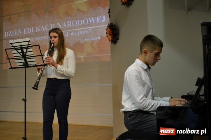 Zdjęcie w galerii na portalu naszraciborz.pl: Dzień Edukacji Narodowej w gminie Krzyżanowice  wiadomości z regionu