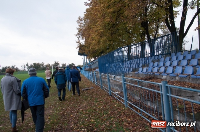 Zdjęcie w galerii na portalu naszraciborz.pl: Radni komisji branżowej z gospodarską wizytą na Srebrnej wiadomości z regionu