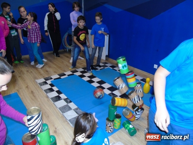 Zdjęcie w galerii na portalu naszraciborz.pl: Wizyta czeskich uczniów i nauczycieli w Szkole Podstawowej nr 13 wiadomości z regionu