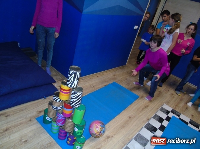 Zdjęcie w galerii na portalu naszraciborz.pl: Wizyta czeskich uczniów i nauczycieli w Szkole Podstawowej nr 13 wiadomości z regionu