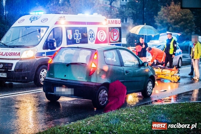 Zdjęcie w galerii na portalu naszraciborz.pl: Kolejne potrącenie, tym razem na Opawskiej. 66-latka była na pasach! wiadomości z regionu