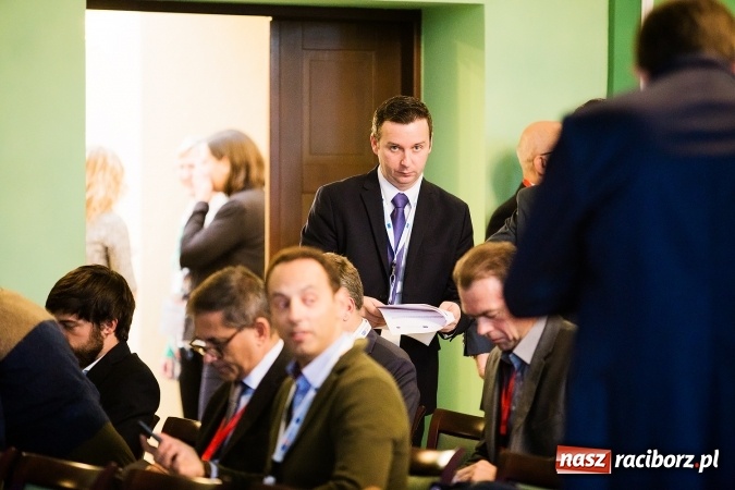 Zdjęcie w galerii na portalu naszraciborz.pl: W Raciborzu dyskutują o trzeciej rewolucji przemysłowej wiadomości z regionu