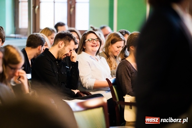 Zdjęcie w galerii na portalu naszraciborz.pl: W Raciborzu dyskutują o trzeciej rewolucji przemysłowej wiadomości z regionu