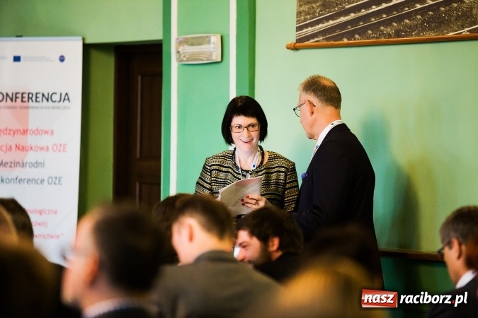 Zdjęcie w galerii na portalu naszraciborz.pl: W Raciborzu dyskutują o trzeciej rewolucji przemysłowej wiadomości z regionu