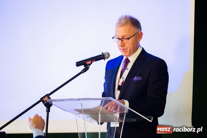 Zdjęcie w galerii na portalu naszraciborz.pl: W Raciborzu dyskutują o trzeciej rewolucji przemysłowej wiadomości z regionu