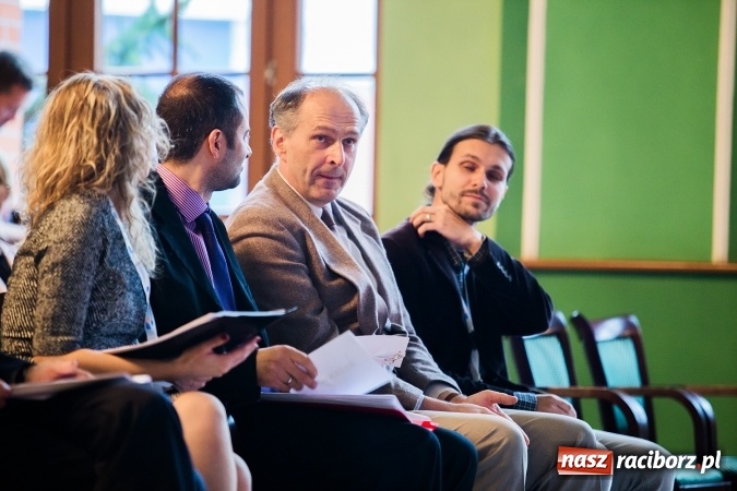 Zdjęcie w galerii na portalu naszraciborz.pl: W Raciborzu dyskutują o trzeciej rewolucji przemysłowej wiadomości z regionu