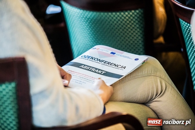 Zdjęcie w galerii na portalu naszraciborz.pl: W Raciborzu dyskutują o trzeciej rewolucji przemysłowej wiadomości z regionu