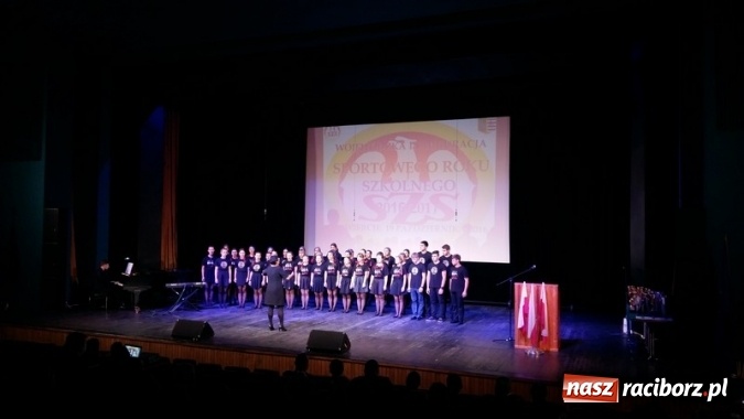 Zdjęcie w galerii na portalu naszraciborz.pl: Sport szkolny. Ewa Sienkiewicz najlepsza na Śląsku  wiadomości z regionu