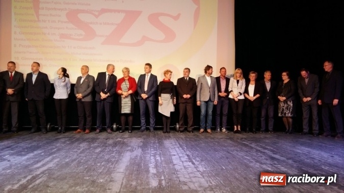 Zdjęcie w galerii na portalu naszraciborz.pl: Sport szkolny. Ewa Sienkiewicz najlepsza na Śląsku  wiadomości z regionu