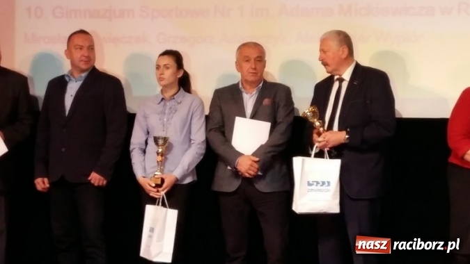 Zdjęcie w galerii na portalu naszraciborz.pl: Sport szkolny. Ewa Sienkiewicz najlepsza na Śląsku  wiadomości z regionu