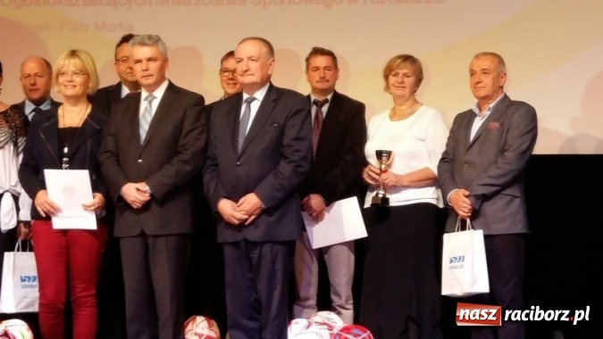 Zdjęcie w galerii na portalu naszraciborz.pl: Sport szkolny. Ewa Sienkiewicz najlepsza na Śląsku  wiadomości z regionu