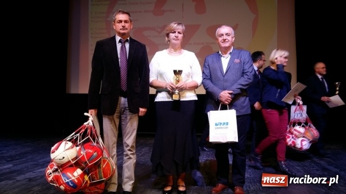 Zdjęcie w galerii na portalu naszraciborz.pl: Sport szkolny. Ewa Sienkiewicz najlepsza na Śląsku  wiadomości z regionu