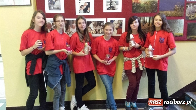 Zdjęcie w galerii na portalu naszraciborz.pl: Podaruj znicz na Kresy - G5 po raz kolejny wzięło udział w akcji  wiadomości z regionu