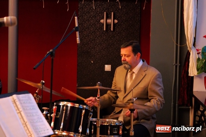 Zdjęcie w galerii na portalu naszraciborz.pl: Nauczycielska Solidarność świętowała w Raciborskiej Dzień Edukacji Narodowej wiadomości z regionu