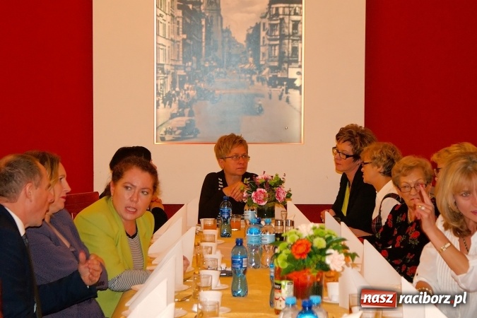 Zdjęcie w galerii na portalu naszraciborz.pl: Nauczycielska Solidarność świętowała w Raciborskiej Dzień Edukacji Narodowej wiadomości z regionu