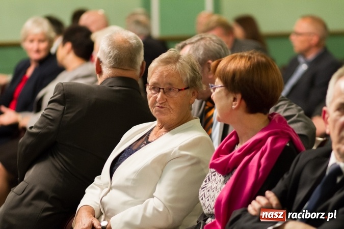 Zdjęcie w galerii na portalu naszraciborz.pl: Wręczono Filary Ziemi Raciborskiej FOTO wiadomości z regionu