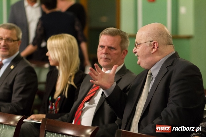 Zdjęcie w galerii na portalu naszraciborz.pl: Wręczono Filary Ziemi Raciborskiej FOTO wiadomości z regionu