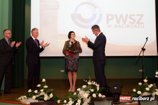 Zdjęcie w galerii na portalu naszraciborz.pl: Wręczono Filary Ziemi Raciborskiej FOTO wiadomości z regionu