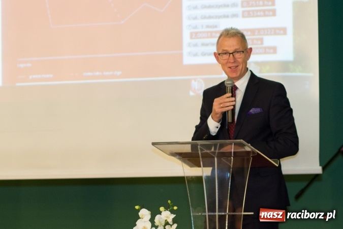 Zdjęcie w galerii na portalu naszraciborz.pl: Wręczono Filary Ziemi Raciborskiej FOTO wiadomości z regionu