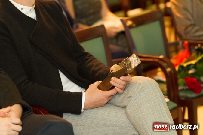 Zdjęcie w galerii na portalu naszraciborz.pl: Wręczono Filary Ziemi Raciborskiej FOTO wiadomości z regionu