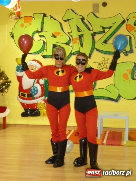 Zdjęcie w galerii na portalu naszraciborz.pl: Kolorowo i wesoło w całorocznej Wypożyczalni Strojów Crazy Club! wiadomości z regionu
