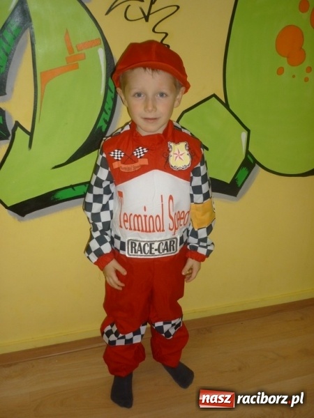 Zdjęcie w galerii na portalu naszraciborz.pl: Kolorowo i wesoło w całorocznej Wypożyczalni Strojów Crazy Club! wiadomości z regionu